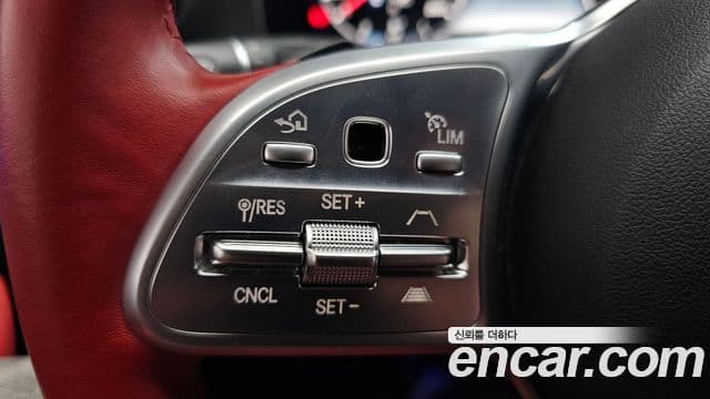 Mercedes-Benz CLS-Class 2020 — Photo 12/38