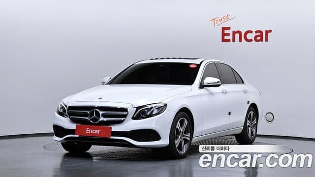Mercedes-Benz E-Class 2019 — ფოტო 1/20