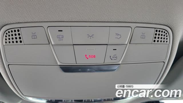 Mercedes-Benz E-Class 2019 — ფოტო 15/20