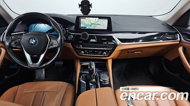 BMW 5 Series 2018 — Şəkil 3/20