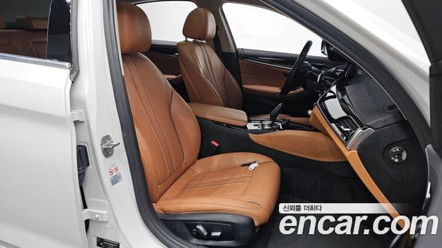 BMW 5 Series 2018 — Şəkil 4/20