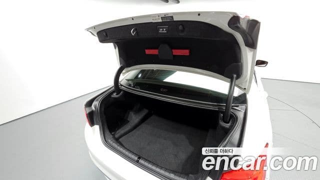 BMW 5 Series 2018 — Şəkil 16/20