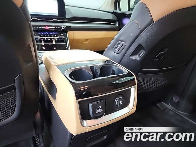 Kia Carnival 2022 — Şəkil 12/18