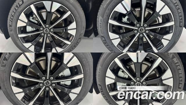 Volvo XC60 2026 — Şəkil 4/15
