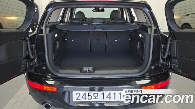 Mini Cooper Clubman 2024 — фото 20 из 20
