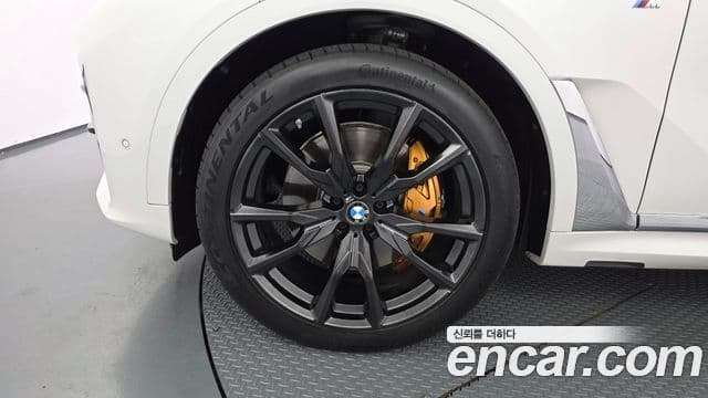 BMW X7 2019 — Şəkil 14/20