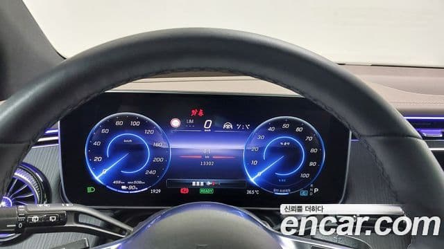 Mercedes-Benz EQE SUV 2023 — ფოტო 10/17