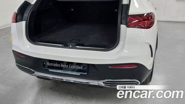Mercedes-Benz EQE SUV 2023 — ფოტო 6/17