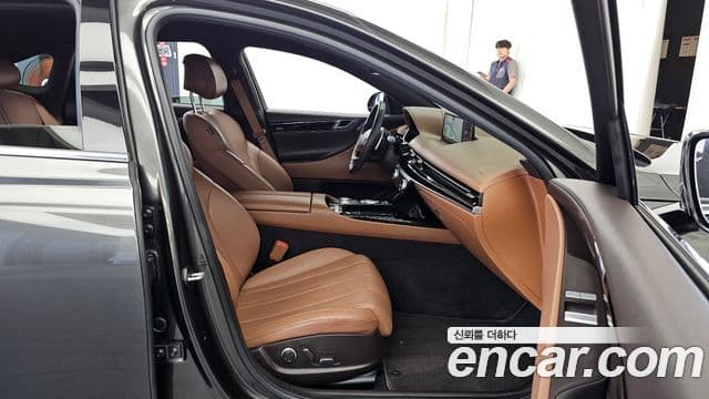 Genesis Electrified G80 2022 — Şəkil 11/20