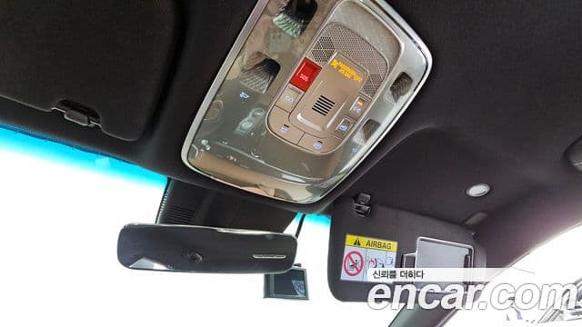 Genesis Electrified G80 2022 — Şəkil 18/20