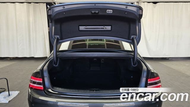Genesis Electrified G80 2022 — Şəkil 20/20
