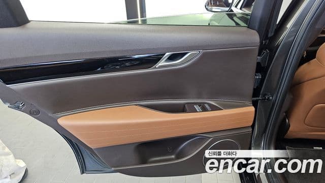 Genesis G80 2022 — Photo 27/33