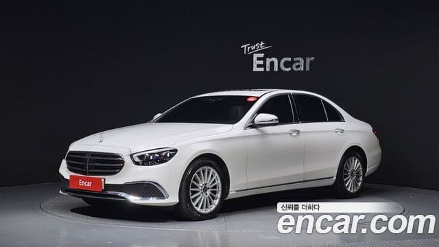 Mercedes-Benz E-Class 2022 — Şəkil 1/20
