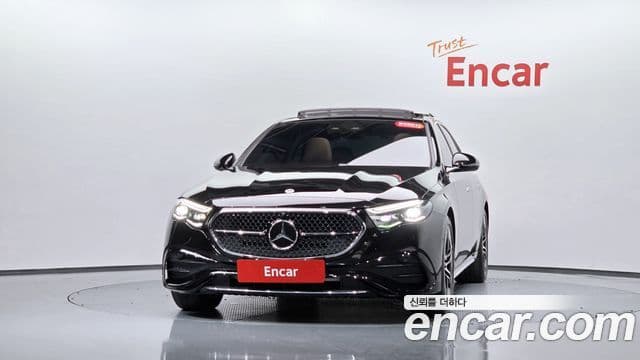 Mercedes-Benz E-Class 2024 — ფოტო 3/20