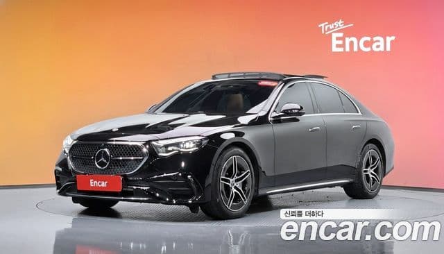 Mercedes-Benz E-Class 2024 — ფოტო 1/20