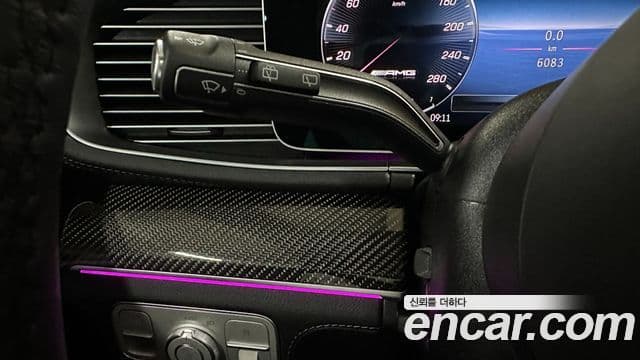 Mercedes-Benz GLE-Class 2025 — Photo 19/20