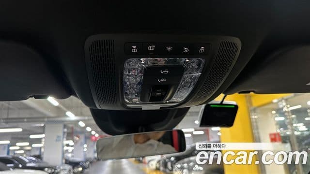 Mercedes-Benz GLE-Class 2025 — Photo 10/20