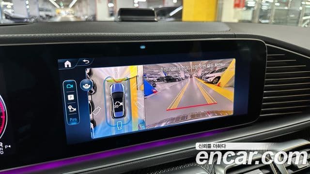 Mercedes-Benz GLE-Class 2025 — Photo 15/20