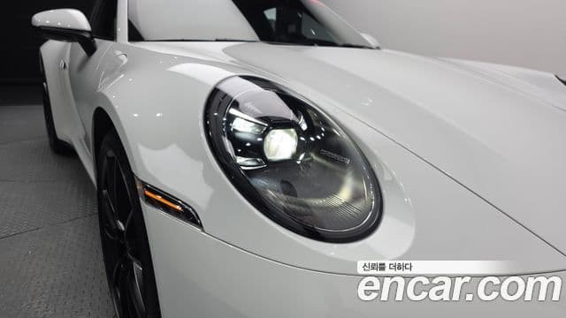 Porsche 911 2024 — Photo 15/33