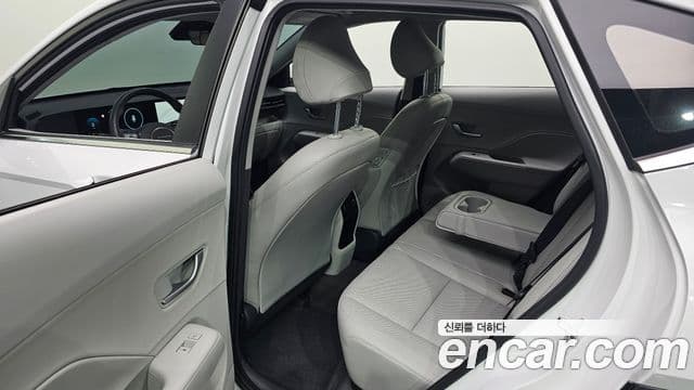 Hyundai Kona 2023 — Şəkil 12/20