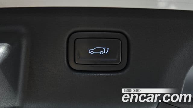 Hyundai Kona 2023 — Şəkil 18/20