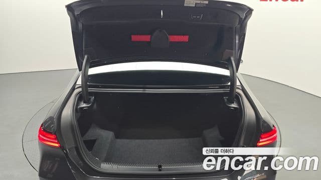 BMW 5 Series 2025 — фото 20 из 20