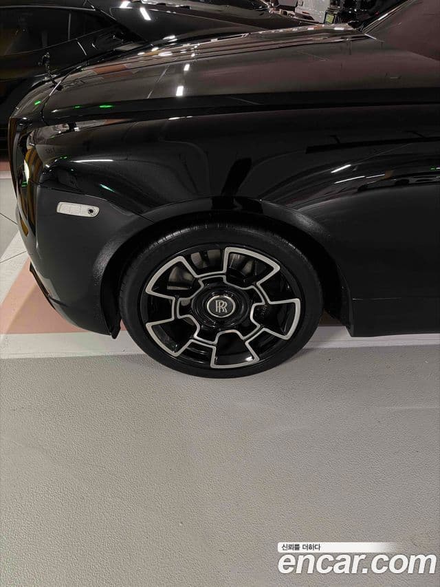 Rolls-Royce Wraith 2021 — Photo 4/13