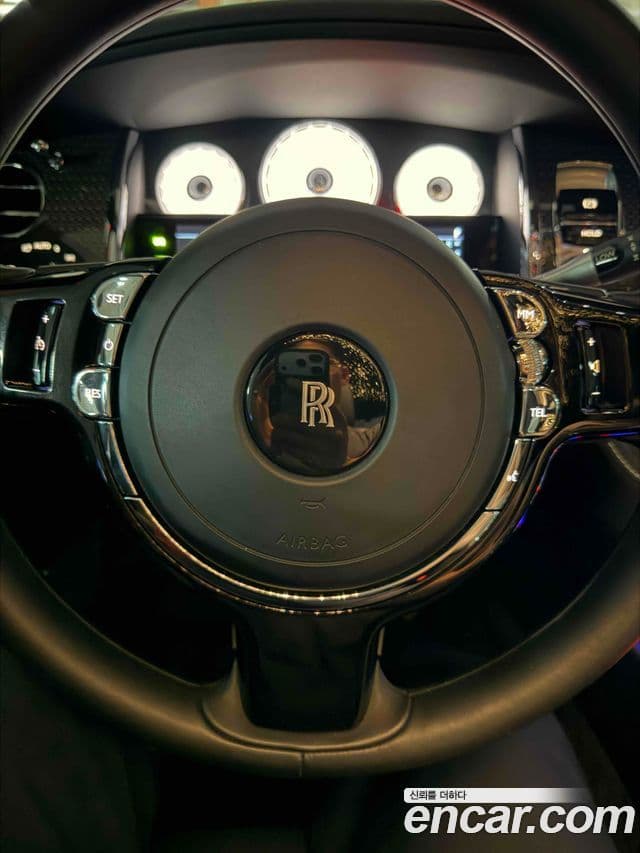 Rolls-Royce Wraith 2021 — Photo 5/13