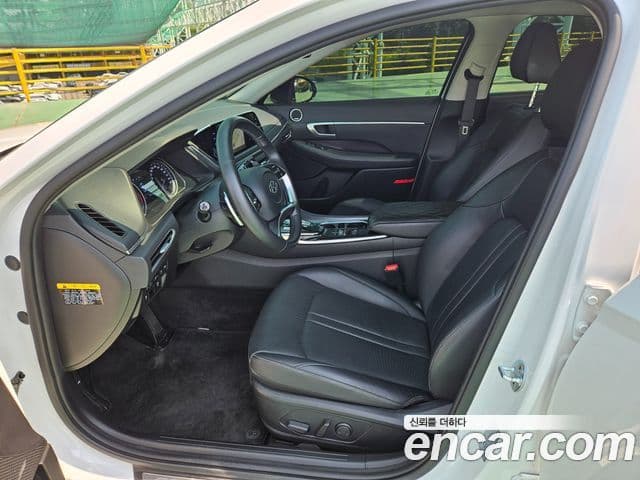 Hyundai Sonata 2019 — Şəkil 10/18