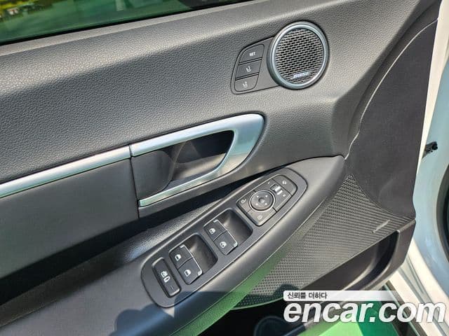 Hyundai Sonata 2019 — Şəkil 15/18