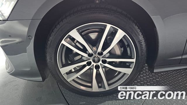 Audi A6 2023 — ფოტო 5/20