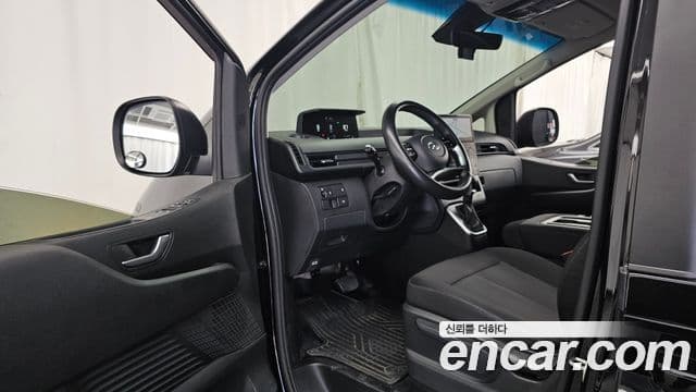 Hyundai Staria 2023 — Şəkil 10/20