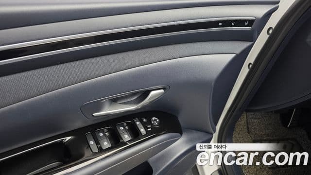 Hyundai Tucson Hybrid 2021 — ფოტო 10/32