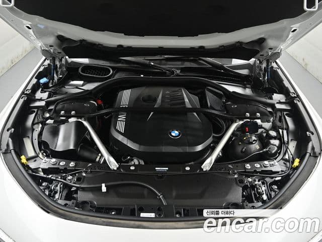 BMW 7 Series 2024 — Photo 12/20