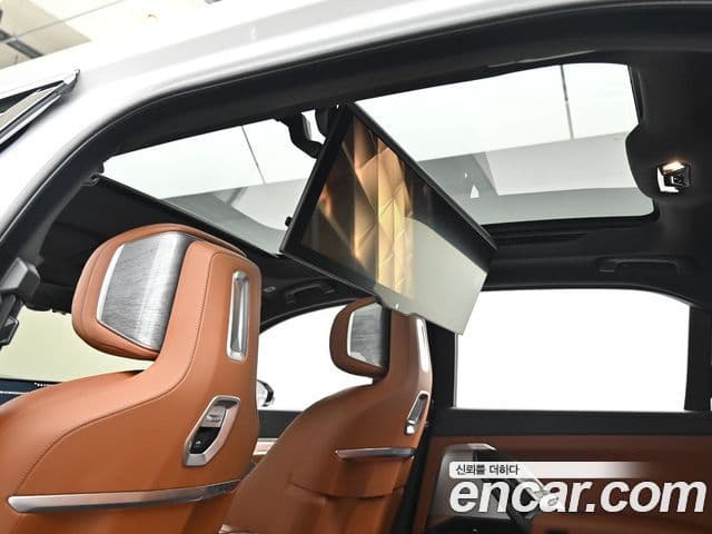 BMW 7 Series 2024 — Photo 5/20