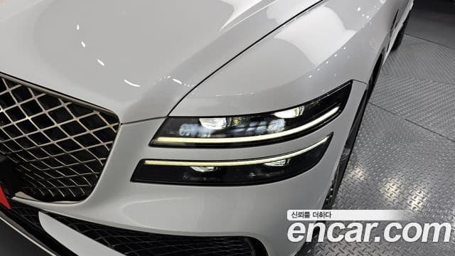 Genesis G80 2023 — ფოტო 27/32