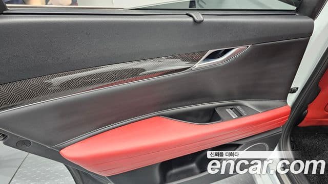 Genesis G80 2023 — ფოტო 16/32