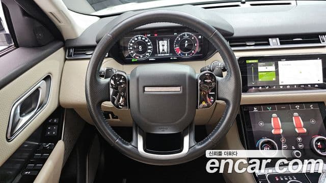 Land Rover Range Rover Velar 2018 — ფოტო 12/20