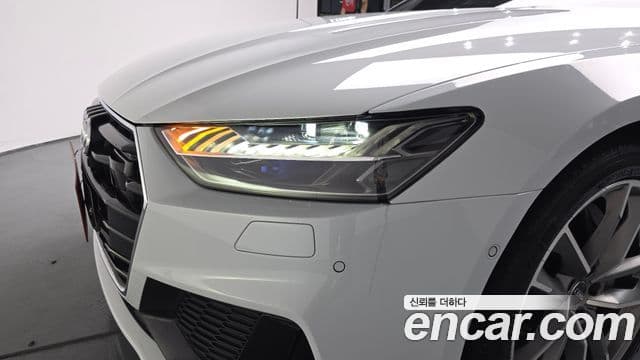 Audi A7 2020 — Photo 29/35