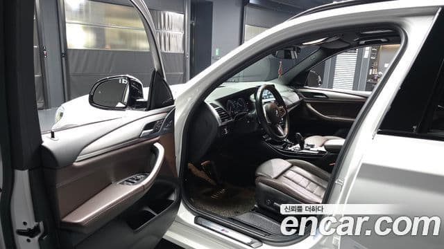 BMW X3 2018 — Şəkil 19/20