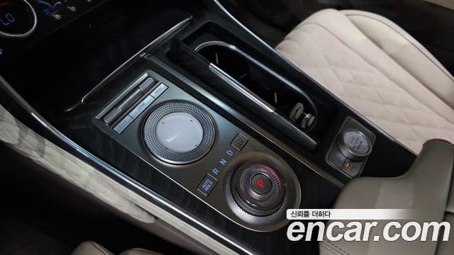 Genesis GV80 2021 — Şəkil 9/20