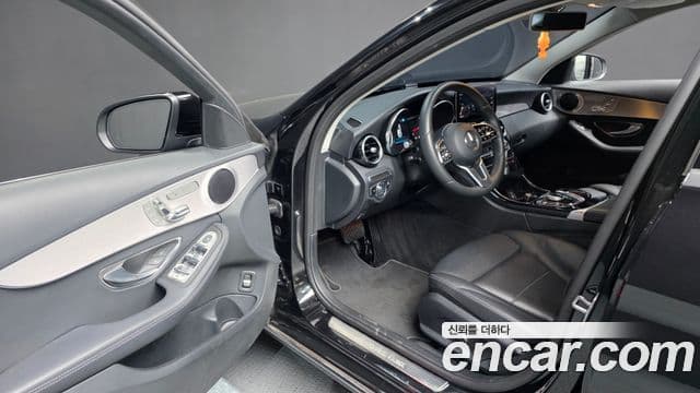 Mercedes-Benz C-Class 2020 — Şəkil 10/20