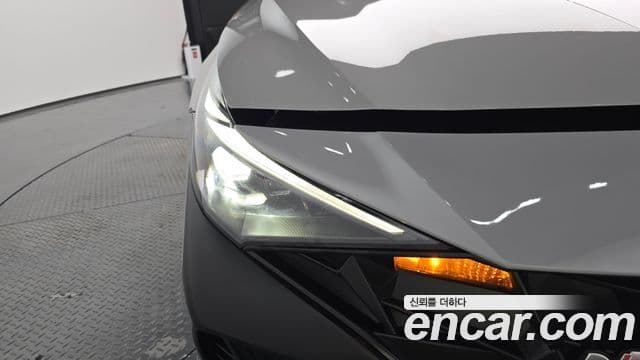 Hyundai The New Avante Hybrid 2022 — Photo 5/33