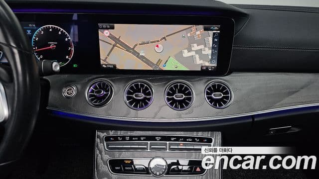 Mercedes-Benz CLS-Class 2020 — Photo 9/20