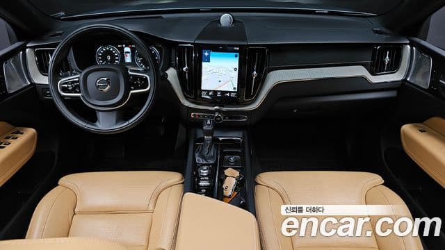 Volvo XC60 2019 — Şəkil 7/20