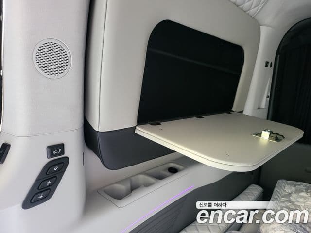 Hyundai Staria 2025 — Фото 12/20
