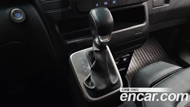 Hyundai Staria 2024 — Фото 9/20
