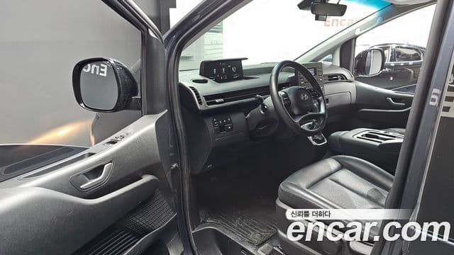 Hyundai Staria 2024 — Фото 10/20