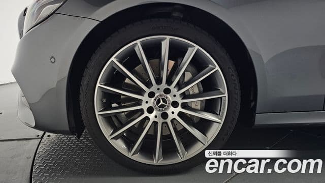 Mercedes-Benz E-Class 2019 — Şəkil 5/20