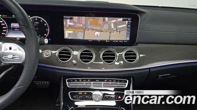 Mercedes-Benz E-Class 2019 — Şəkil 13/20